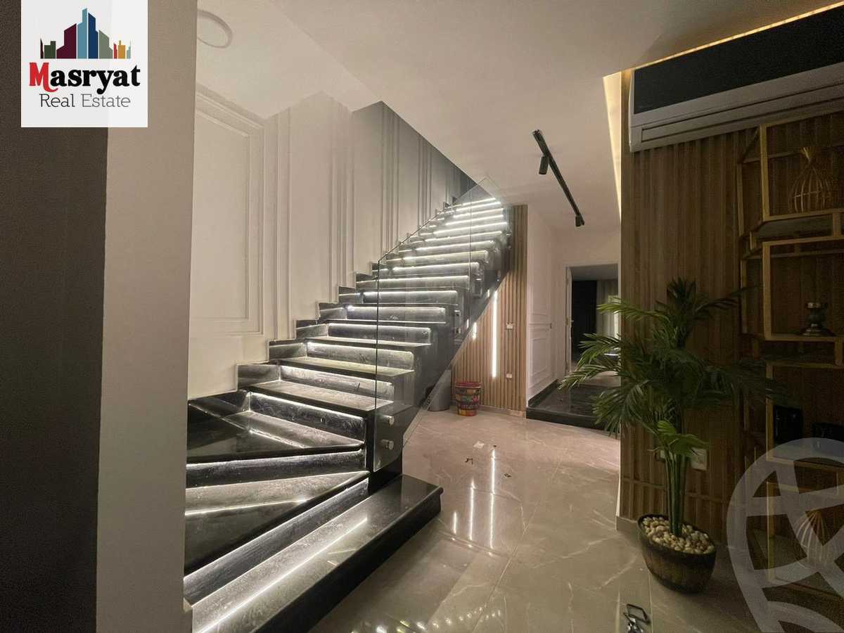 https://aqarmap.com.eg/en/listing/4187042-for-rent-cairo-new-cairo-compounds-mountain-view-hyde-park
