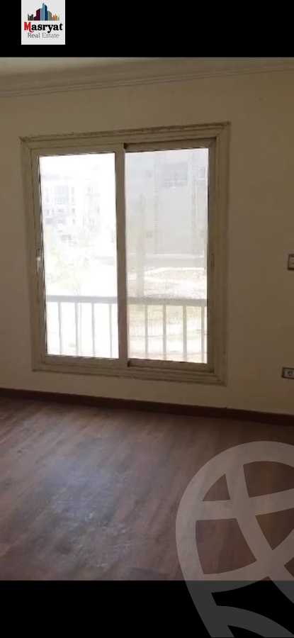 https://aqarmap.com.eg/en/listing/4286404-for-sale-cairo-new-cairo-compounds-jyd