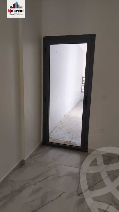 https://aqarmap.com.eg/ar/listing/4314506-for-sale-cairo-new-cairo-compounds-dh-ykwn-ryzdns-styl-hwm
