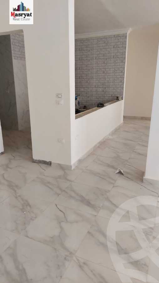 https://aqarmap.com.eg/ar/listing/4314506-for-sale-cairo-new-cairo-compounds-dh-ykwn-ryzdns-styl-hwm