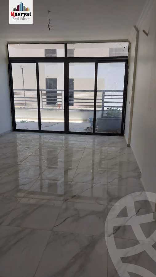https://aqarmap.com.eg/ar/listing/4314506-for-sale-cairo-new-cairo-compounds-dh-ykwn-ryzdns-styl-hwm