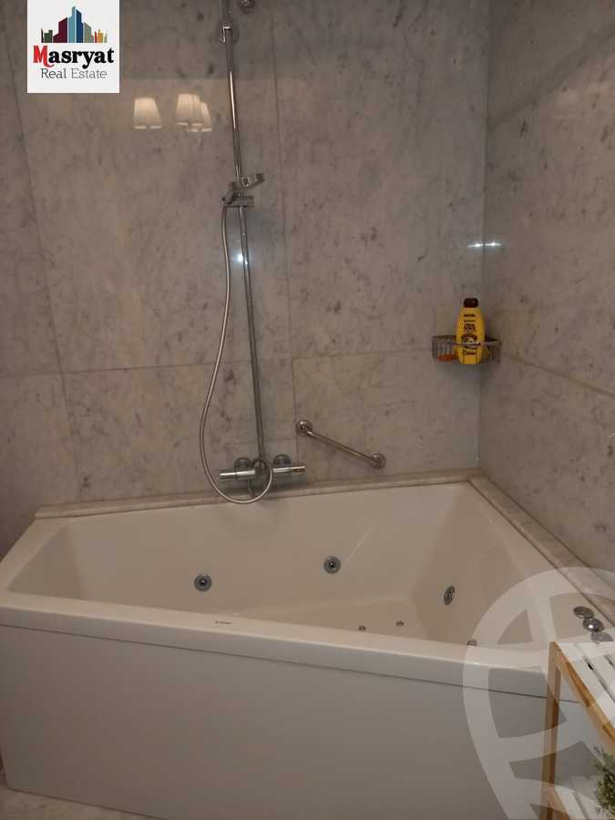 https://aqarmap.com.eg/ar/listing/4318138-for-rent-cairo-new-cairo-compounds-remas