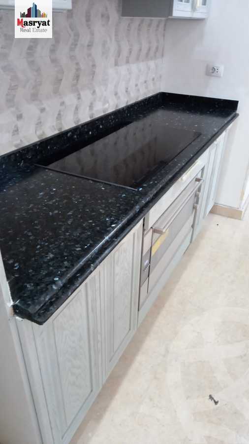 https://aqarmap.com.eg/ar/listing/4318138-for-rent-cairo-new-cairo-compounds-remas