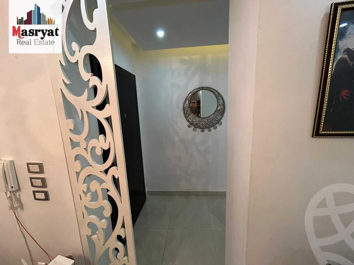 https://aqarmap.com.eg/en/listing/4374054-for-sale-cairo-new-cairo-compounds-the-square