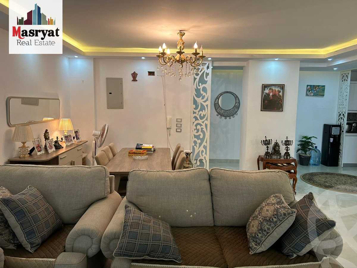 https://aqarmap.com.eg/en/listing/4374054-for-sale-cairo-new-cairo-compounds-the-square