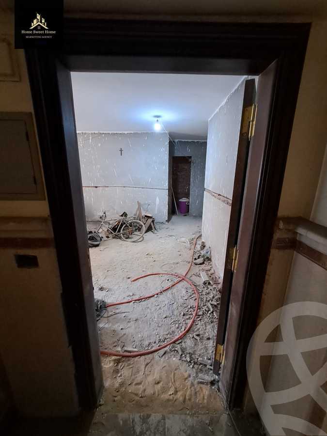https://aqarmap.com.eg/ar/listing/4040243-for-sale-cairo-heliopolis-safir-square