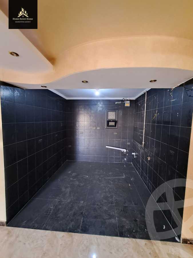 https://aqarmap.com.eg/en/listing/4082848-for-sale-cairo-heliopolis-cairo-heliopolis-heliopolis-square-abd-el-aziz-fahmy-st