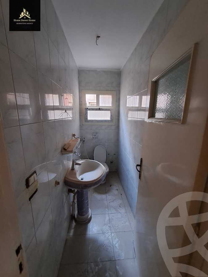 https://aqarmap.com.eg/en/listing/4111399-for-sale-cairo-heliopolis-abdel-hamid-badawi