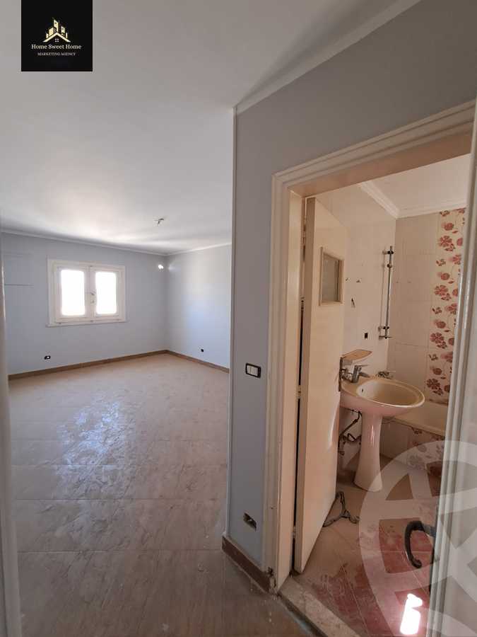 https://aqarmap.com.eg/en/listing/4111399-for-sale-cairo-heliopolis-abdel-hamid-badawi