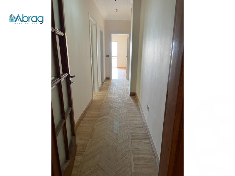 https://aqarmap.com.eg/ar/listing/4206743-for-sale-cairo-el-sheikh-zayed-city-compounds-in-sheikh-zayed-zayed-2000