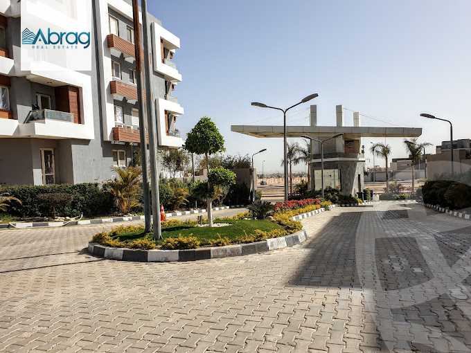 https://aqarmap.com.eg/ar/listing/4296389-for-sale-cairo-el-sheikh-zayed-city-compounds-in-sheikh-zayed-zayed-regency