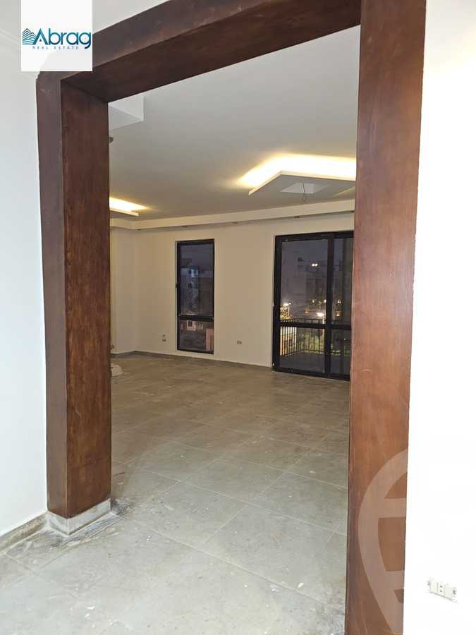 https://aqarmap.com.eg/en/listing/4902935-for-rent-cairo-el-sheikh-zayed-city-compounds-kmbwnd-wyst-twn-swdyk