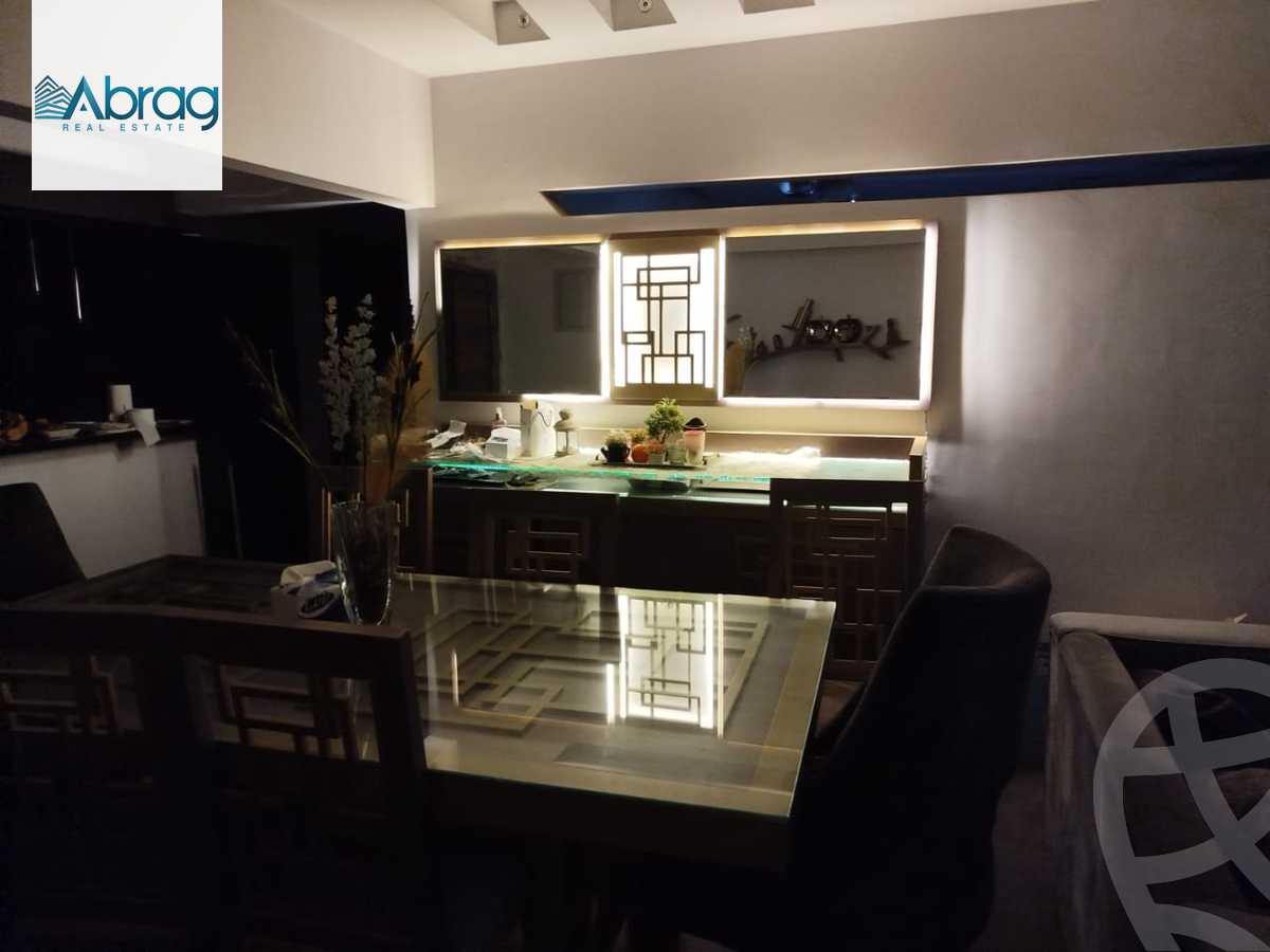https://aqarmap.com.eg/en/listing/5298632-for-sale-cairo-el-sheikh-zayed-city-compounds-el-khamayel