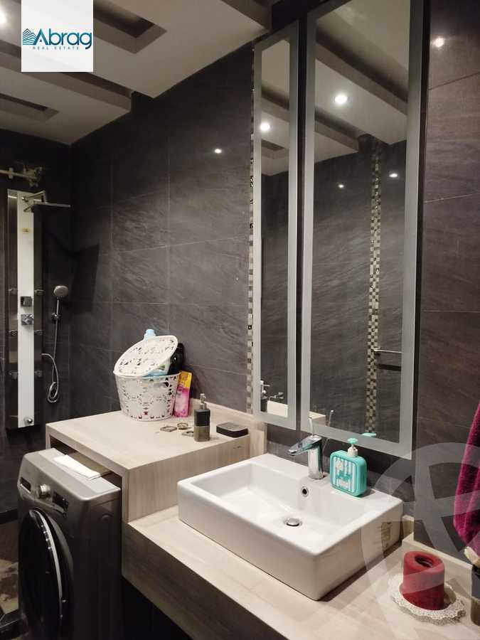 https://aqarmap.com.eg/en/listing/5298632-for-sale-cairo-el-sheikh-zayed-city-compounds-el-khamayel