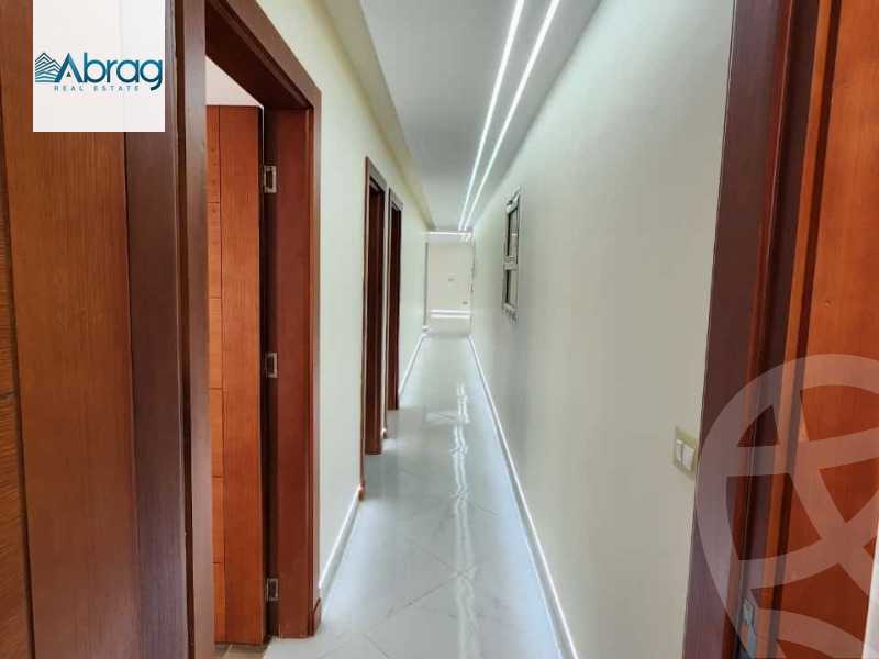https://aqarmap.com.eg/en/listing/5405150-for-sale-cairo-el-sheikh-zayed-city-compounds-el-khamayel