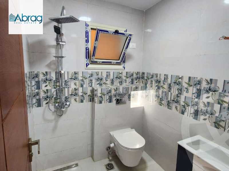 https://aqarmap.com.eg/en/listing/5405150-for-sale-cairo-el-sheikh-zayed-city-compounds-el-khamayel