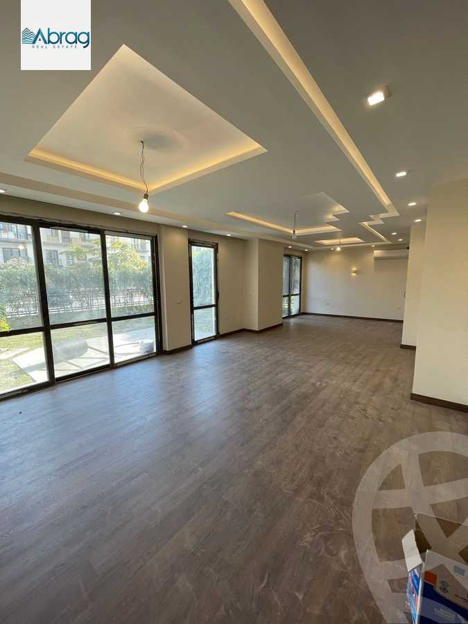 https://aqarmap.com.eg/en/listing/5578497-for-sale-cairo-el-sheikh-zayed-city-compounds-kmbwnd-wyst-twn-swdyk