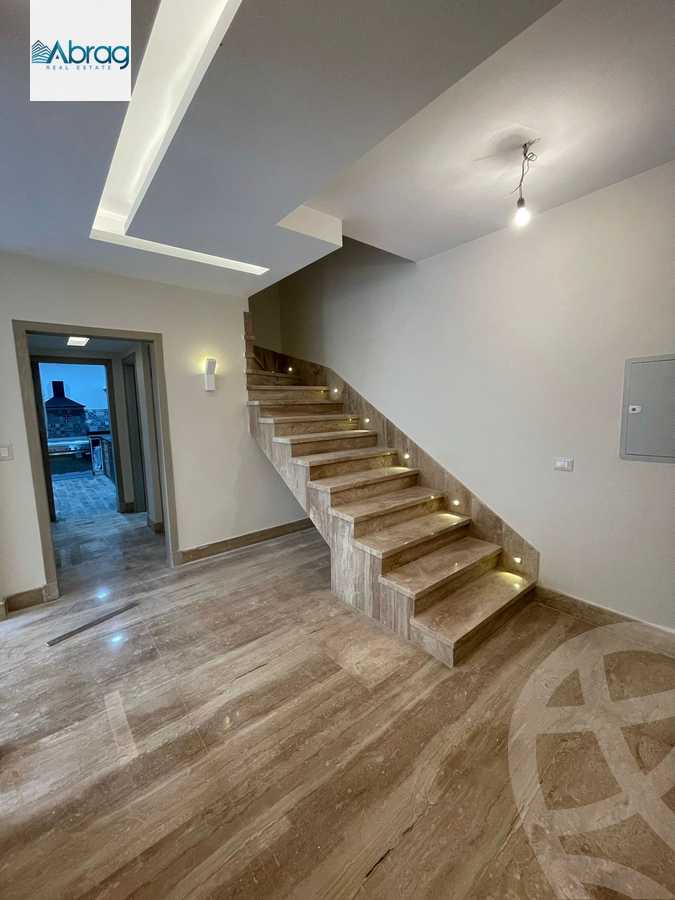 https://aqarmap.com.eg/en/listing/5578497-for-sale-cairo-el-sheikh-zayed-city-compounds-kmbwnd-wyst-twn-swdyk