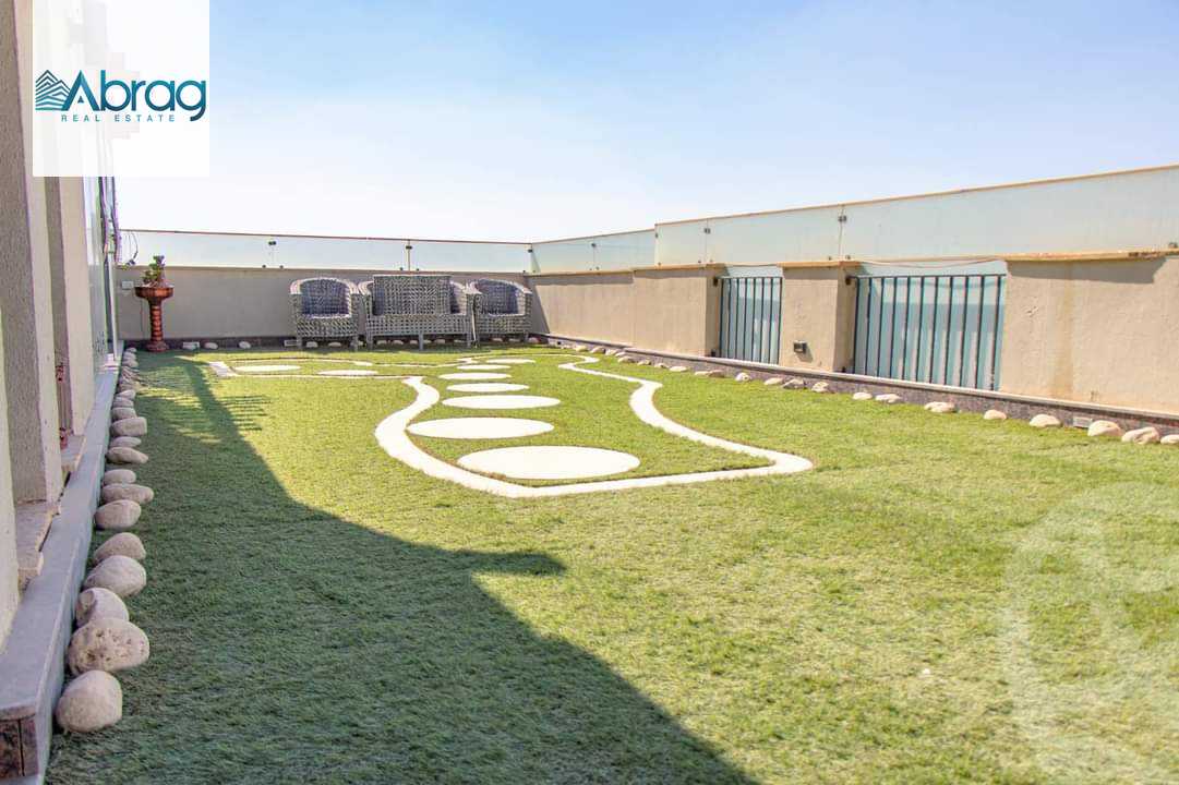 https://aqarmap.com.eg/en/listing/5578521-for-sale-cairo-el-sheikh-zayed-city-compounds-kmbwnd-wyst-twn-swdyk