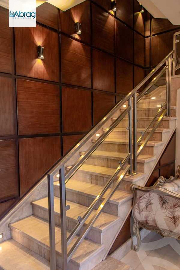 https://aqarmap.com.eg/en/listing/5578521-for-sale-cairo-el-sheikh-zayed-city-compounds-kmbwnd-wyst-twn-swdyk