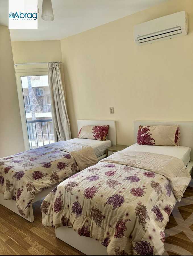 https://aqarmap.com.eg/en/listing/5637575-for-sale-cairo-el-sheikh-zayed-city-compounds-dh-drys
