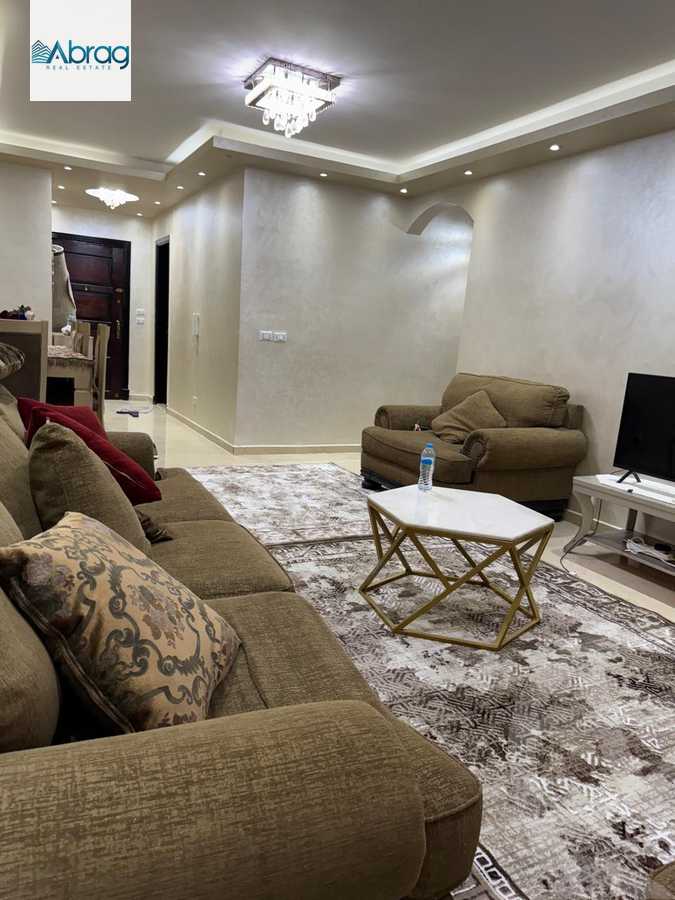 https://aqarmap.com.eg/en/listing/5784969-for-rent-cairo-el-sheikh-zayed-city-compounds-dr-msr