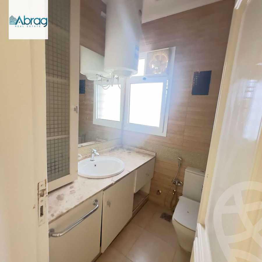 https://aqarmap.com.eg/en/listing/5923738-for-sale-cairo-el-sheikh-zayed-city-compounds-casa