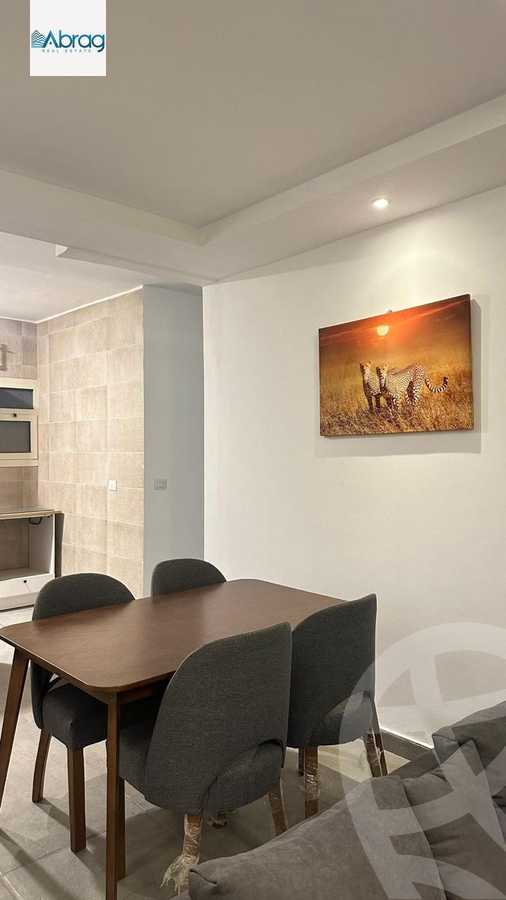 https://aqarmap.com.eg/en/listing/5947017-for-sale-cairo-el-sheikh-zayed-city-compounds-dh-drys