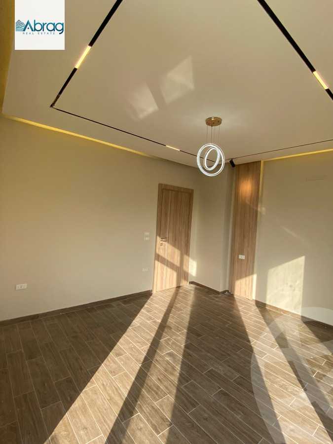 https://aqarmap.com.eg/en/listing/6000848-for-sale-cairo-el-sheikh-zayed-city-compounds-zayed-regency