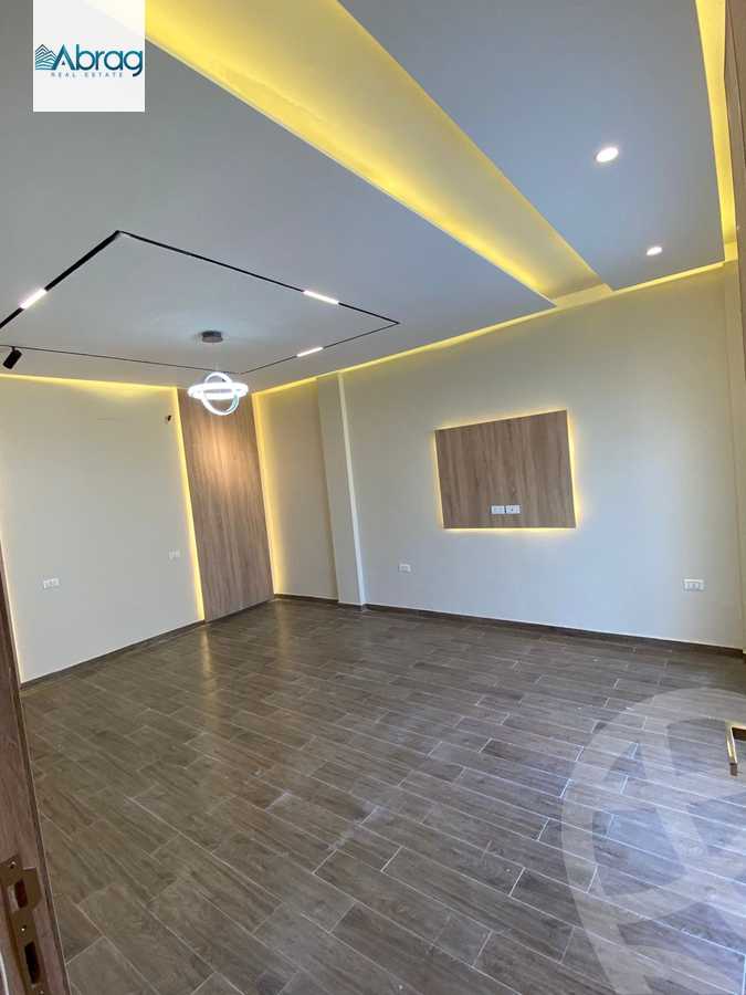 https://aqarmap.com.eg/en/listing/6000848-for-sale-cairo-el-sheikh-zayed-city-compounds-zayed-regency