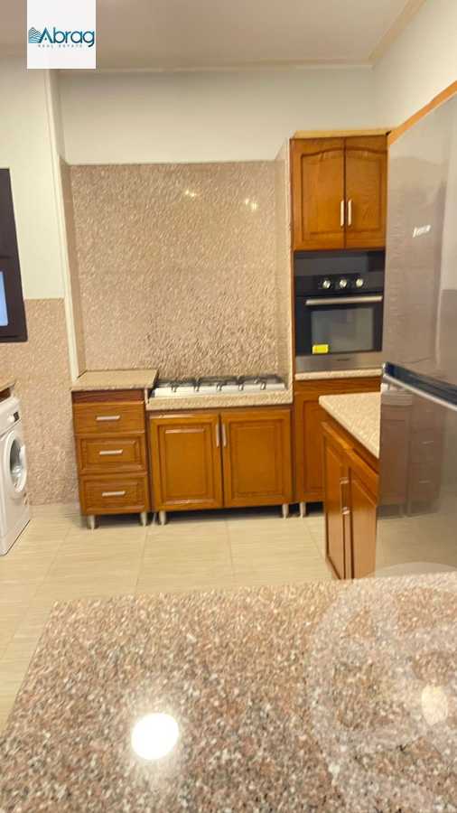 https://aqarmap.com.eg/en/listing/6032969-for-rent-cairo-el-sheikh-zayed-city-compounds-kmbwnd-wyst-twn-swdyk