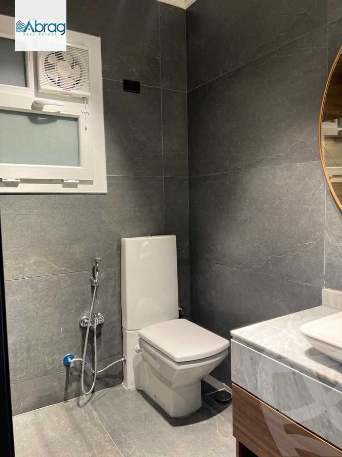https://aqarmap.com.eg/en/listing/6240890-for-sale-cairo-el-sheikh-zayed-city-compounds-beverly-hills