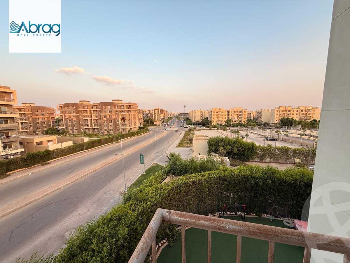 https://aqarmap.com.eg/en/listing/6240923-for-sale-cairo-el-sheikh-zayed-city-compounds-dh-drys