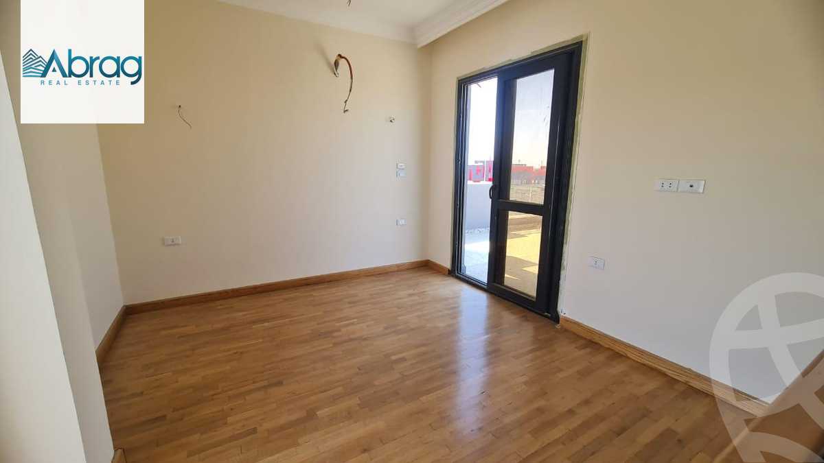 https://aqarmap.com.eg/ar/listing/6279606-for-sale-cairo-el-sheikh-zayed-city-compounds-el-patio-zahraa