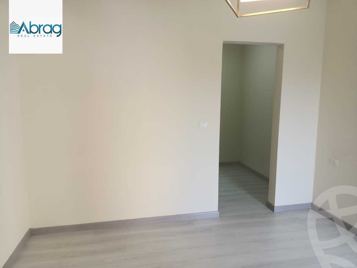 https://aqarmap.com.eg/ar/listing/6328453-for-sale-cairo-el-sheikh-zayed-city-compounds-dh-drys