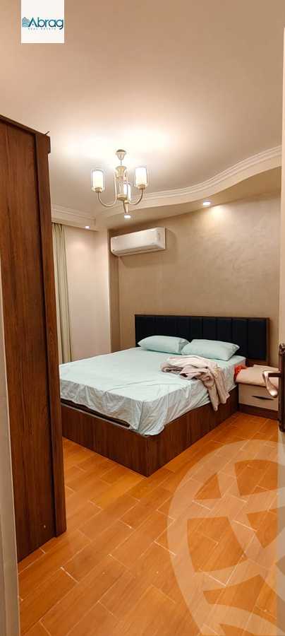 https://aqarmap.com.eg/ar/listing/6345427-for-sale-cairo-el-sheikh-zayed-city-el-hay-elsabeaa-lbstn
