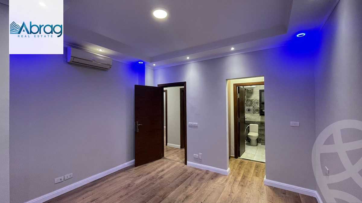 https://aqarmap.com.eg/ar/listing/6363226-for-sale-cairo-el-sheikh-zayed-city-compounds-the-courtyard