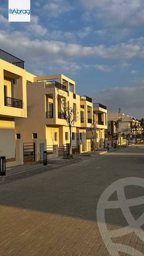 https://aqarmap.com.eg/ar/listing/6377210-for-sale-cairo-el-sheikh-zayed-city-lshykh-zyd-ljdyd-lac-ville-el-gabry-developments