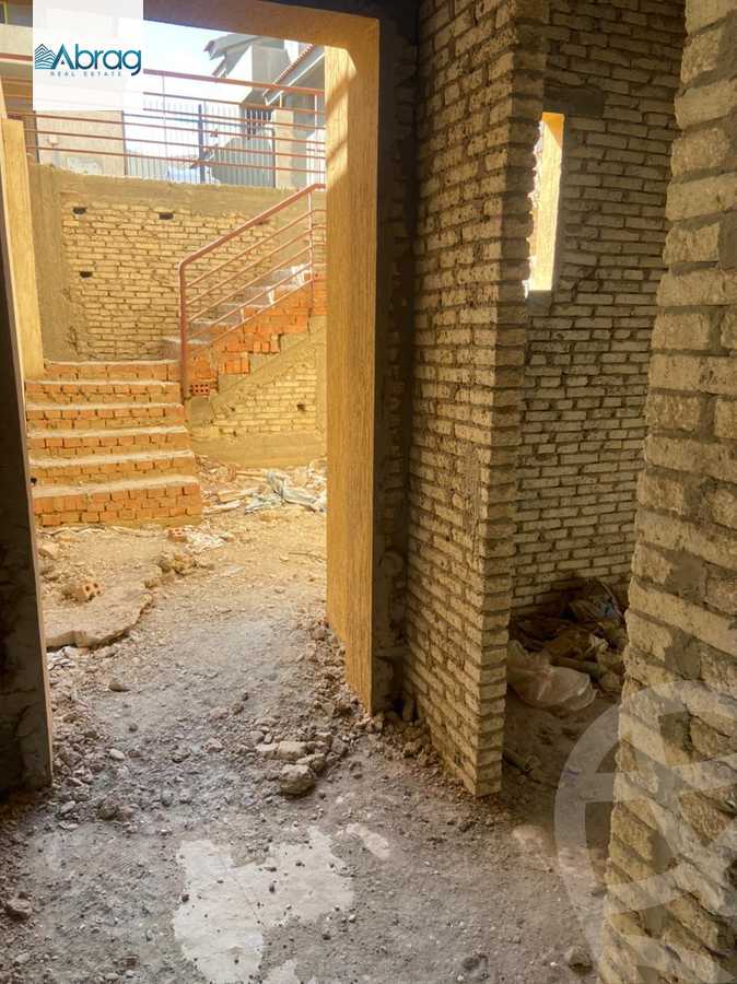 https://aqarmap.com.eg/ar/listing/6389861-for-sale-cairo-el-sheikh-zayed-city-compounds-roaya-compound-zayed
