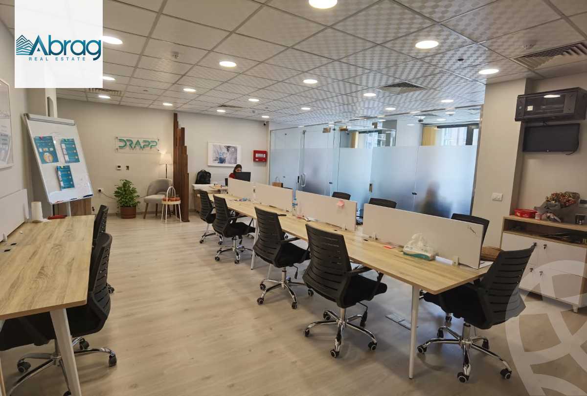 https://aqarmap.com.eg/ar/listing/6433125-for-rent-cairo-el-sheikh-zayed-city-compounds-rkn-blz-mwl-lbdr-llttwyr