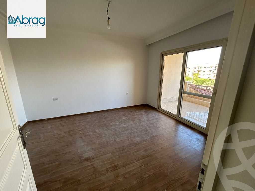 https://aqarmap.com.eg/ar/listing/6483841-for-sale-cairo-el-sheikh-zayed-city-compounds-greens