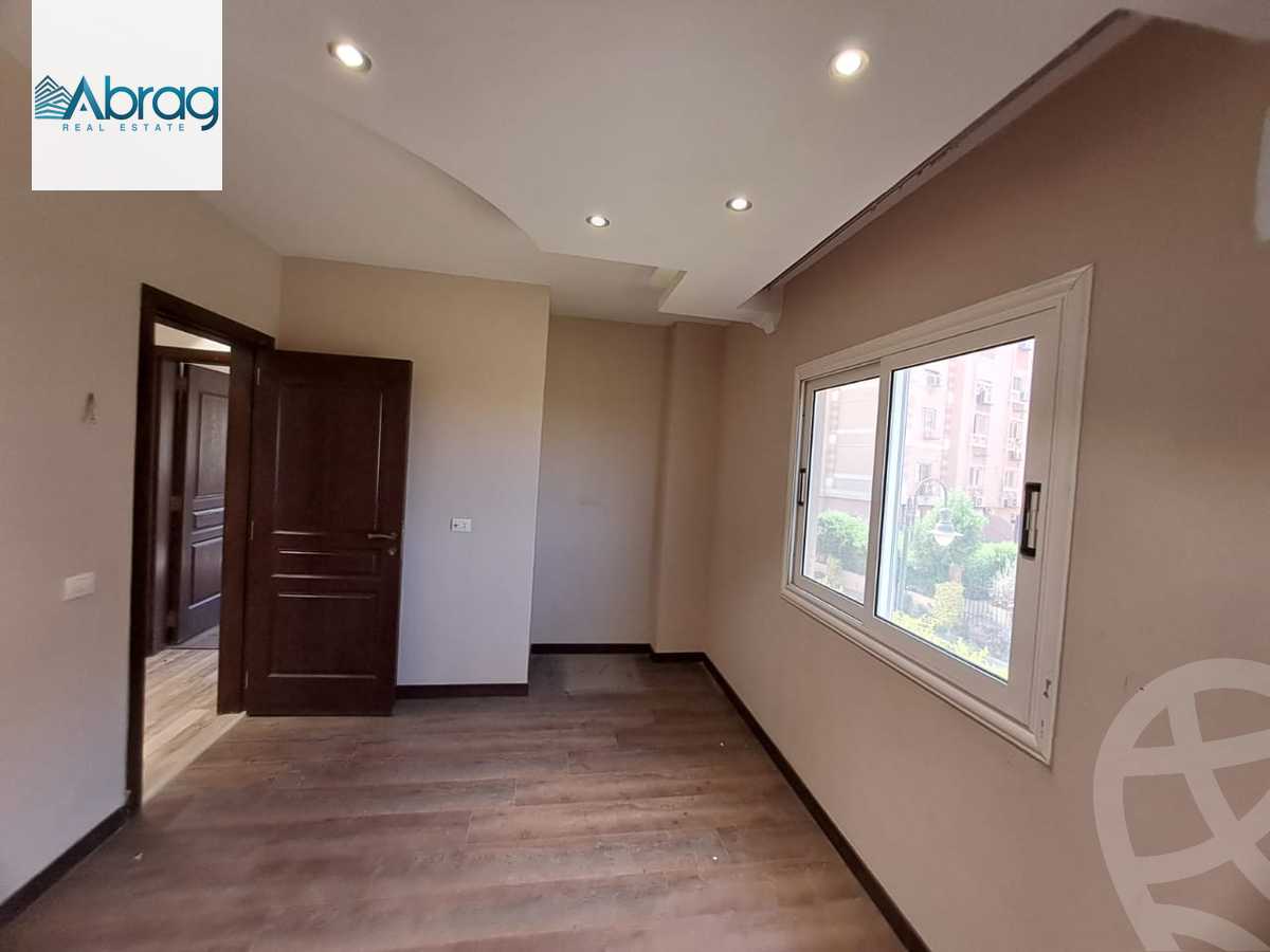 https://aqarmap.com.eg/ar/listing/6503333-for-sale-cairo-el-sheikh-zayed-city-compounds-continental-gardens