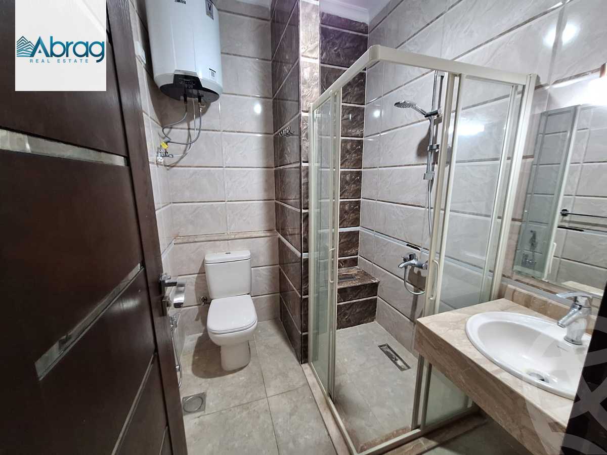 https://aqarmap.com.eg/en/listing/6516489-for-sale-cairo-el-sheikh-zayed-city-el-hay-elsabeaa-lhy-lsb
