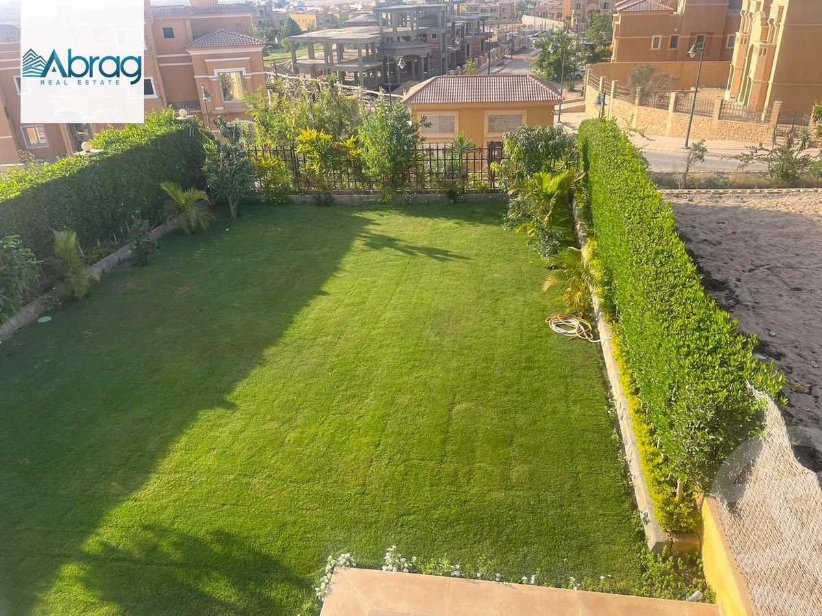 https://aqarmap.com.eg/en/listing/6533177-for-sale-cairo-el-sheikh-zayed-city-compounds-royal-meadows