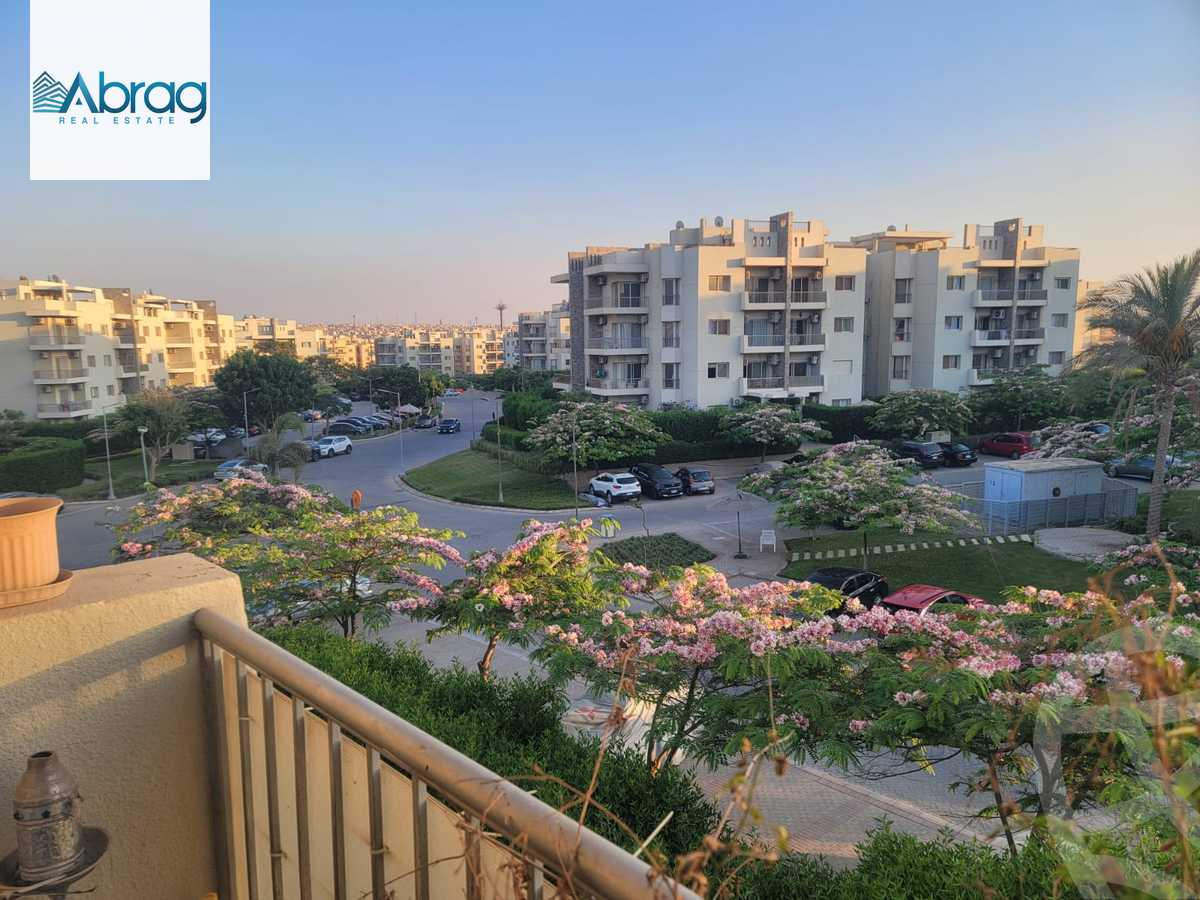 https://aqarmap.com.eg/ar/listing/6542567-for-sale-cairo-el-sheikh-zayed-city-compounds-dh-drys