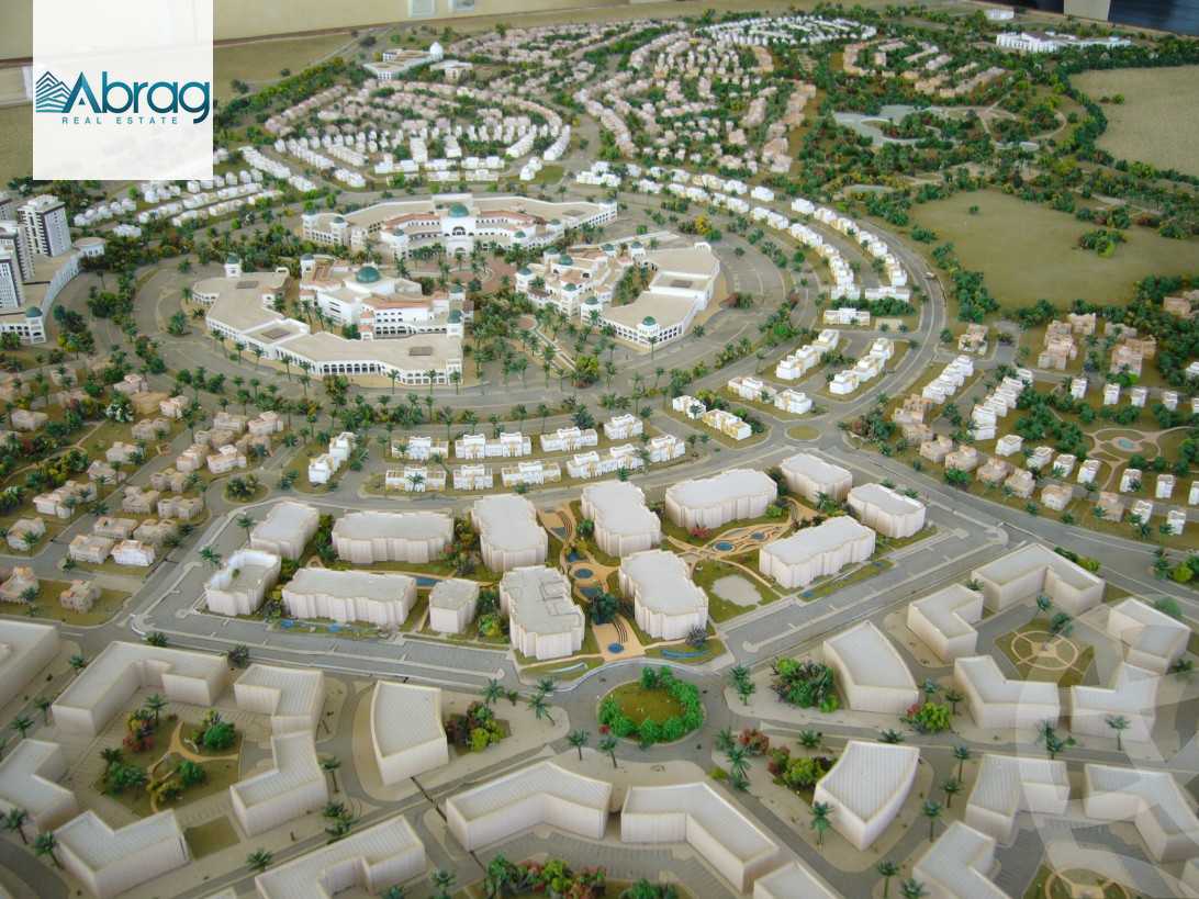 https://aqarmap.com.eg/en/listing/5759590-for-sale-cairo-new-cairo-compounds-hyde-park