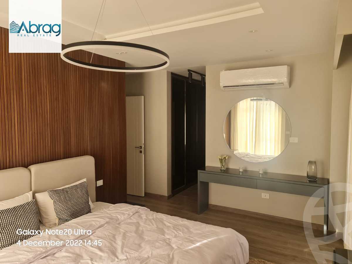 https://aqarmap.com.eg/ar/listing/3912958-for-sale-cairo-el-sheikh-zayed-city-compounds-kmbwnd-fyldj-wyst-dr-llttwyr