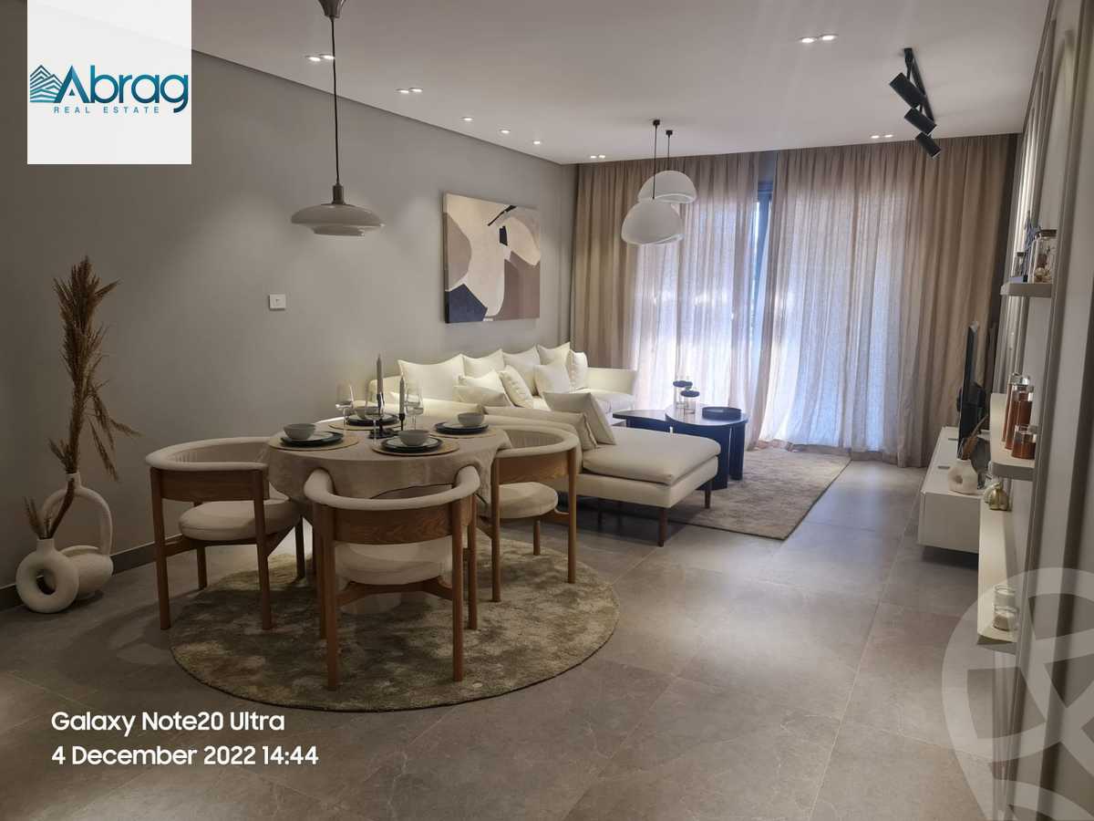 https://aqarmap.com.eg/ar/listing/3912958-for-sale-cairo-el-sheikh-zayed-city-compounds-kmbwnd-fyldj-wyst-dr-llttwyr