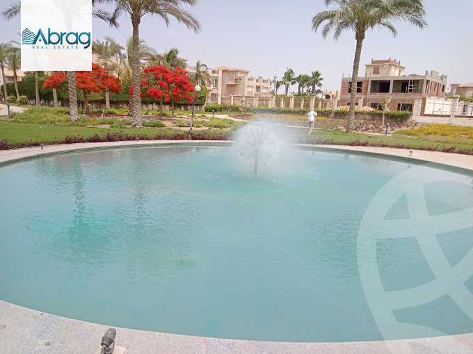 https://aqarmap.com.eg/ar/listing/4070992-for-sale-cairo-el-sheikh-zayed-city-compounds-in-sheikh-zayed-royal-city