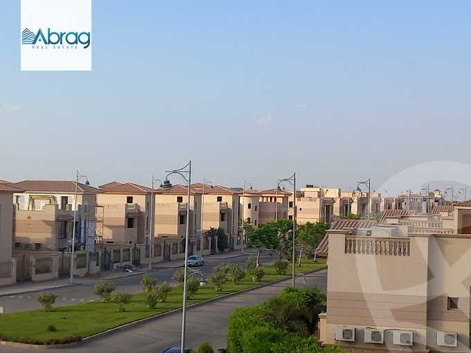 https://aqarmap.com.eg/ar/listing/4070992-for-sale-cairo-el-sheikh-zayed-city-compounds-in-sheikh-zayed-royal-city